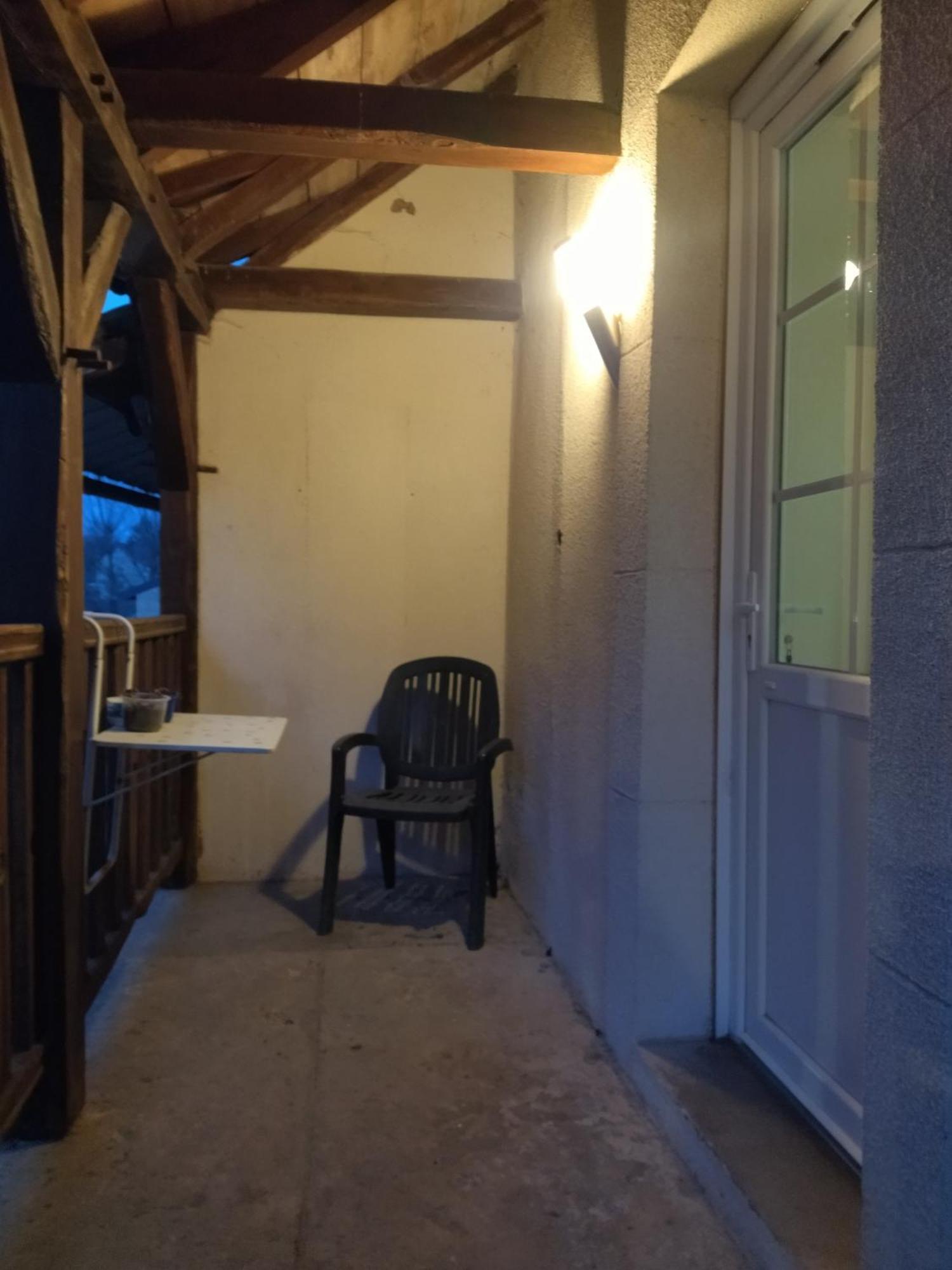 Maison De Village Goutrens Exteriör bild